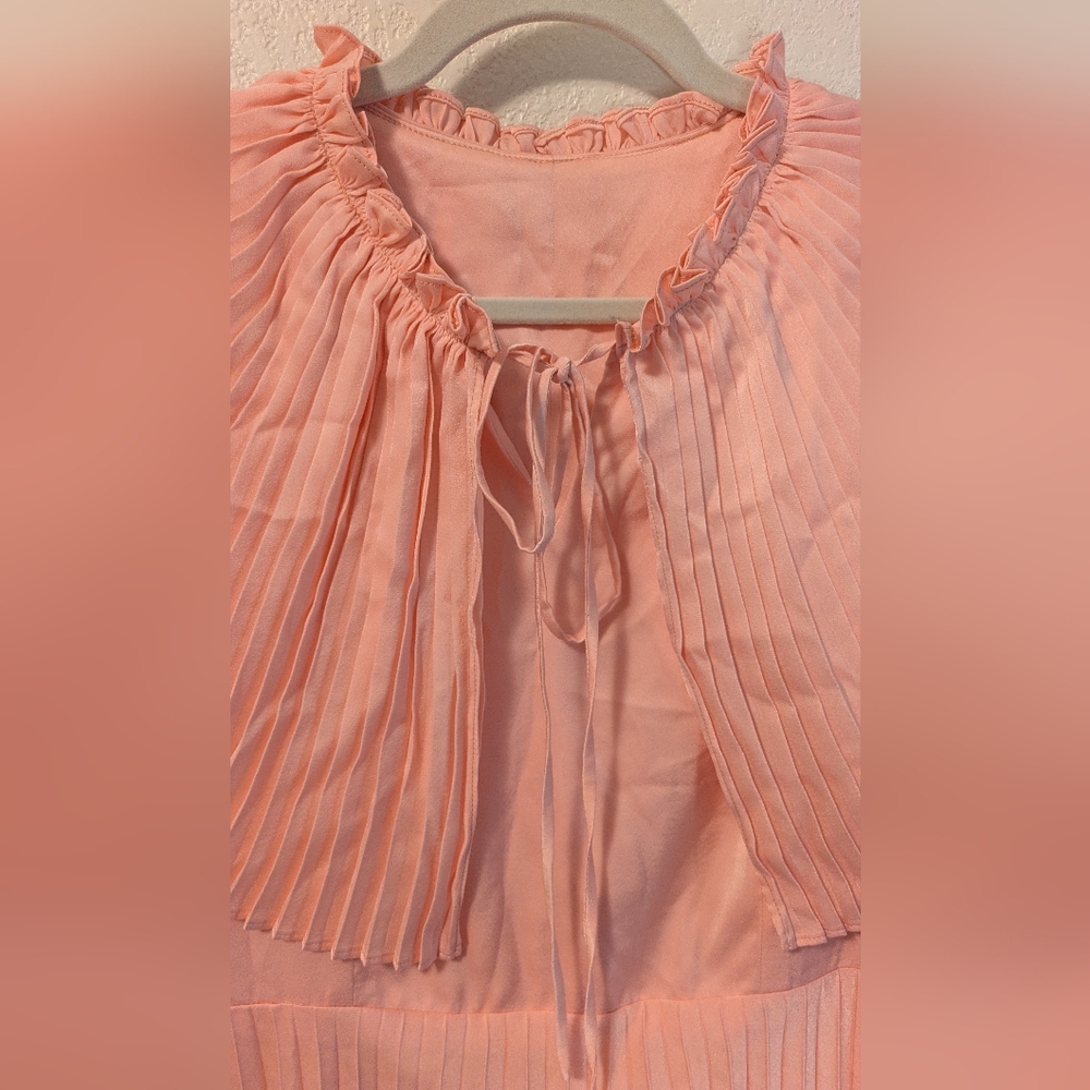Sarah Luton Sleeveless Midi Dress With Cape Collar - Picture 10 of 11
